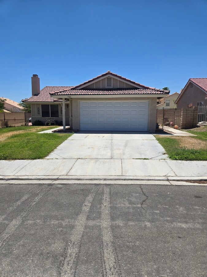 Photo - 7703 Salishan Dr