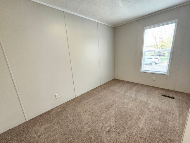 Photo - 5684 Windjammer Ct