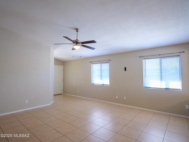 Photo - 1672 W Wood Crest Ct