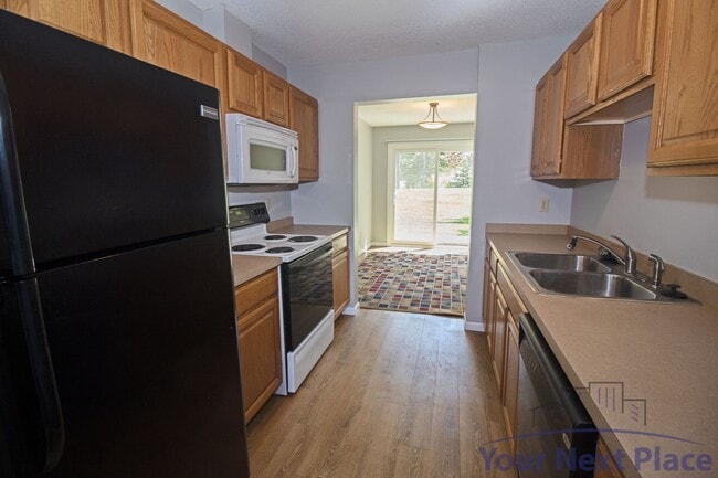 Photo - 4340 Chatsworth Cir