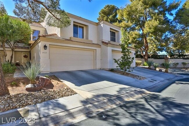 Building Photo - 2657 Seashore Dr