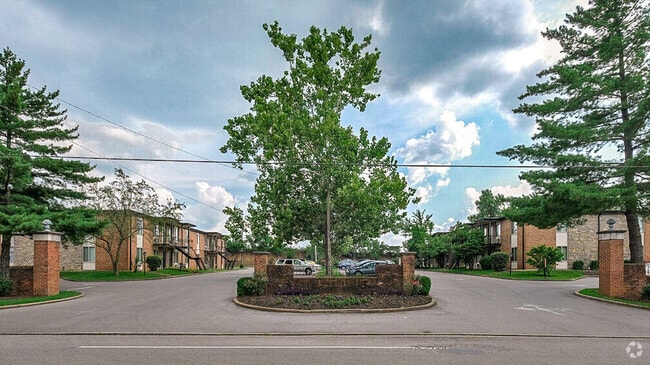 Building Photo - 2601 Hillsboro Pike Unit The Villager Rental