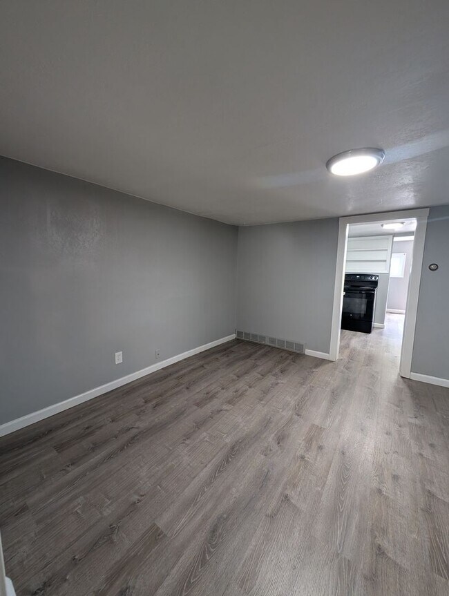 515 Miller Ave