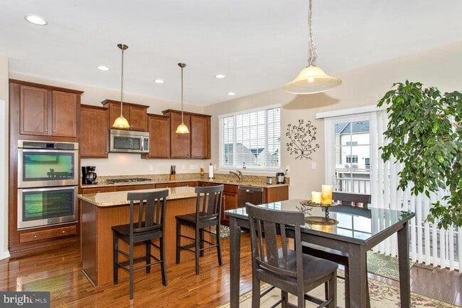 Photo - 5028 Small Gains Wy