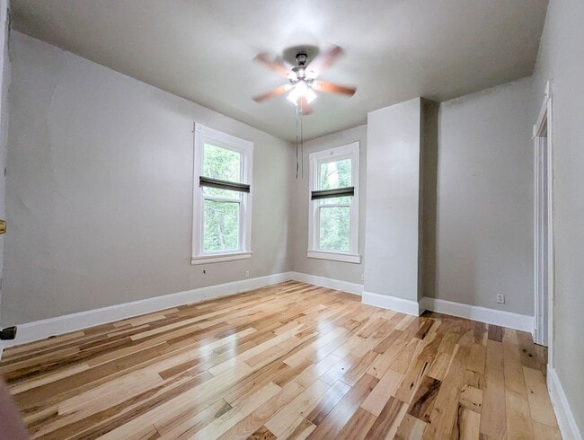 Photo - 32 Conklin St Unidad 2