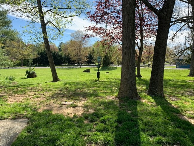 Photo - End Townhome In Oak Manor Community