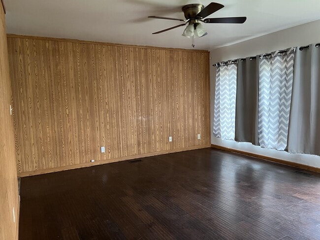 Photo - 3631 Decamp Dr