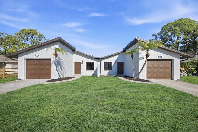 Building Photo - 603 61st Ave Terrace E