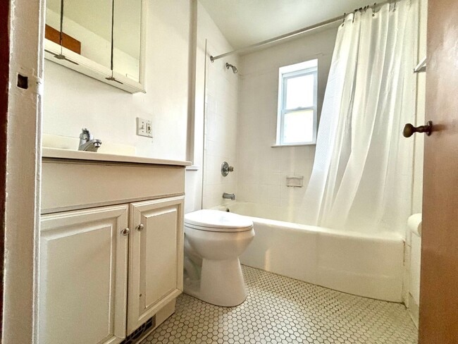 44 Latona Ct Unit 44 Latona #1