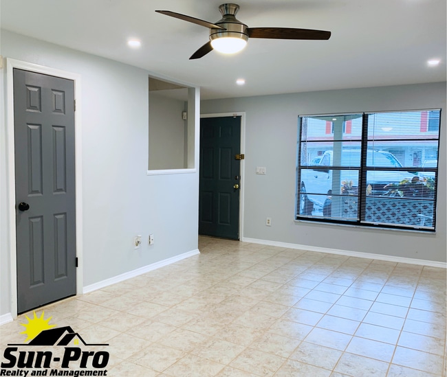 Photo - 980 Canal View Blvd