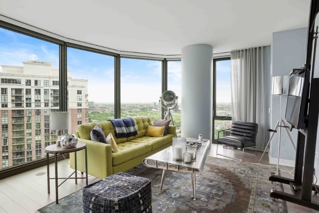 Photo - 1016 S State St