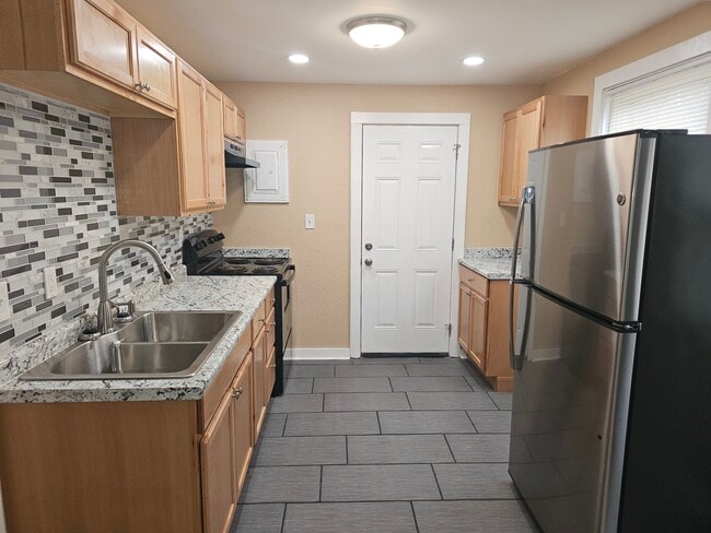 Photo - 505 S Magnolia St