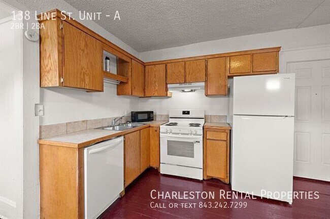 138 Line St
