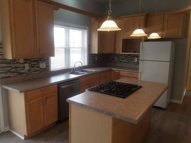 Photo - 356 Hennepin St