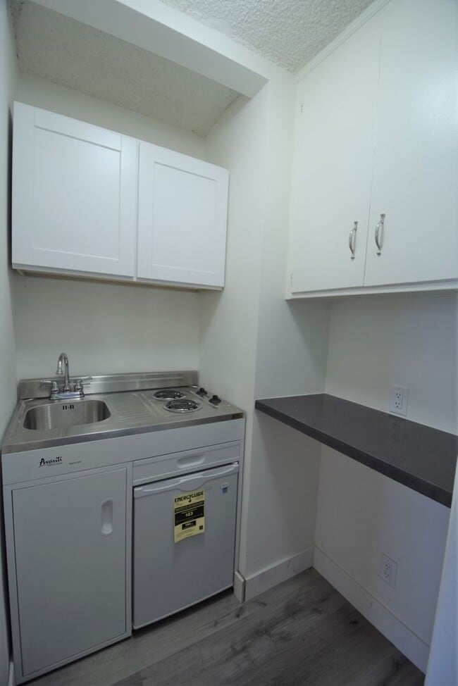 Photo - 4201 Arch Dr Unit 14