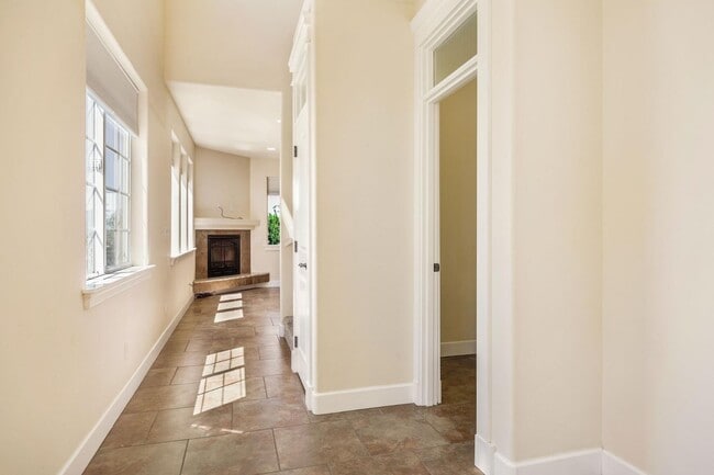 Photo - 1512-1514 Hartell Street - 1514 Hartell