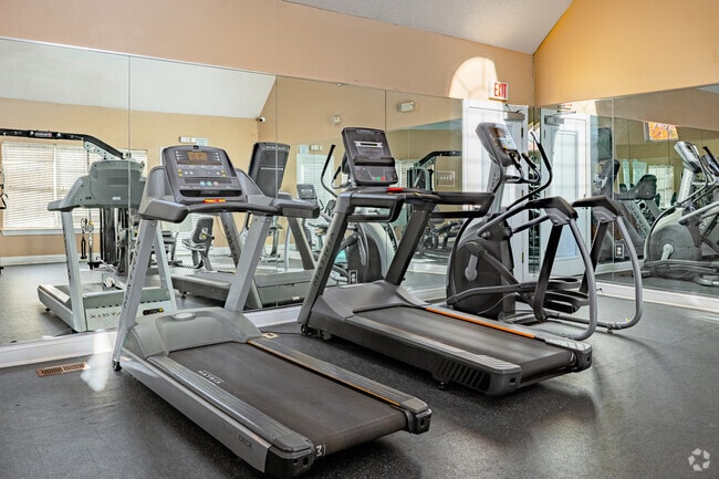 Gimnasio - Summerland Heights Apartments