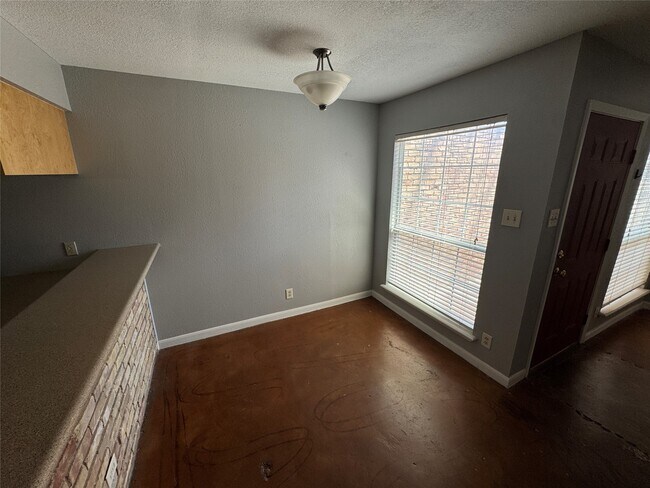 Photo - 3428 Willowrun Dr Unit 1