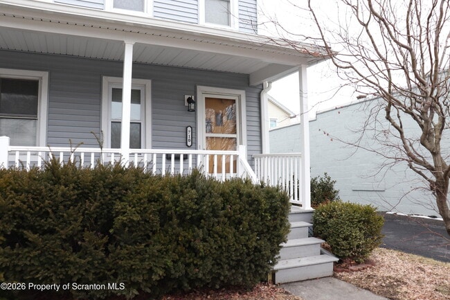 Photo - 710 W Lackawanna Ave