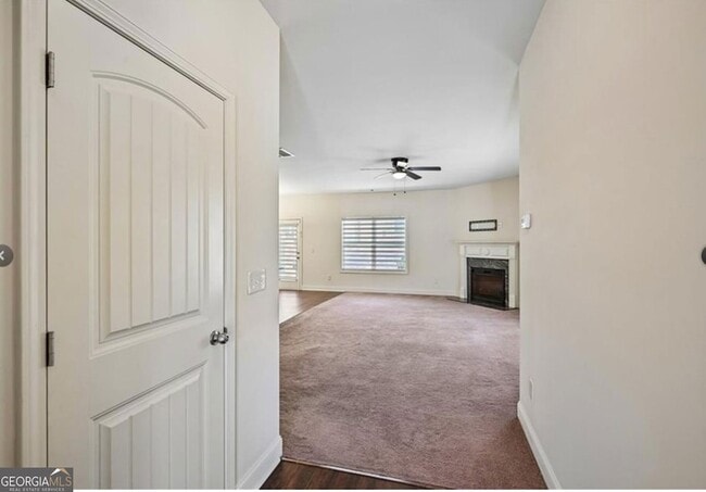 Photo - 256 Centerview Wy