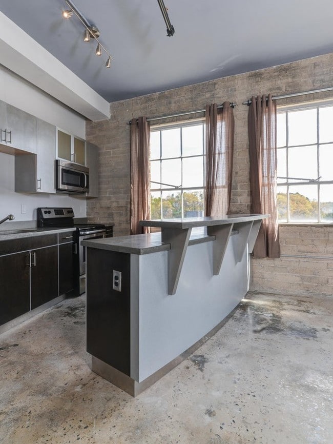 The Lofts at SS/150
