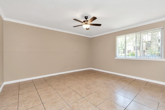 Building Photo - 15616 Weldon Dr Unit True