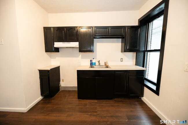 Photo - 86 Spring St Unit 2