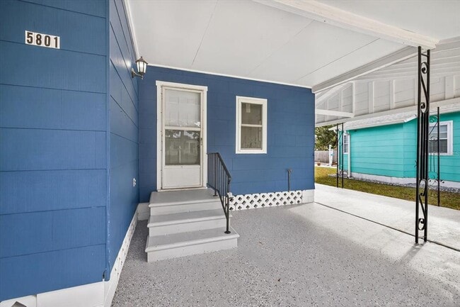 Photo - 5801 Magnolia St N