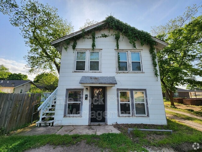 Building Photo - 315 1/2 S Stonewall Rental