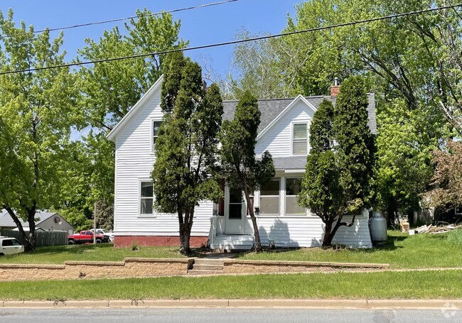 Building Photo - 1203 14th Ave E Rental