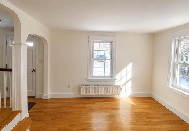 Photo - 73 Clemons St