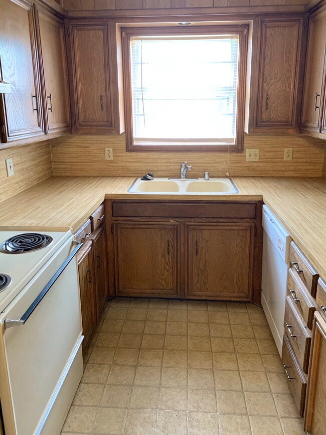 Photo - 2 Bedroom, 1 Bathroom Duplex