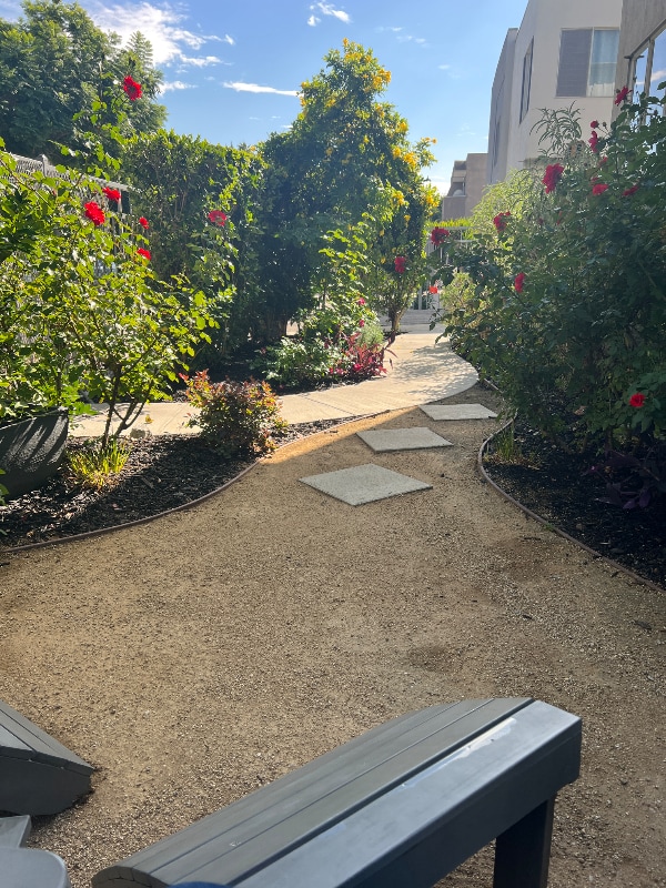 Building Photo - 1037 N Gardner St