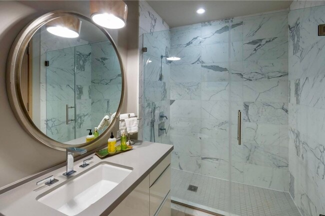 Photo - Spectacular 3 bedroom 3 bath Penthouse in the Kakaako Area Unit 4501