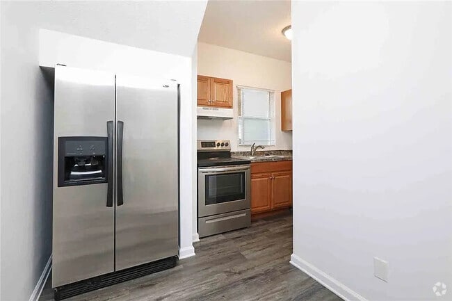 Building Photo - 1123 24th St Rental