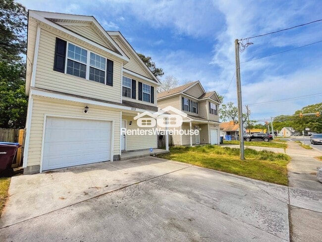 Photo - 1713 Sparrow Rd