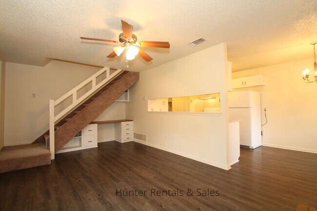 Photo - Two-Story Delight!