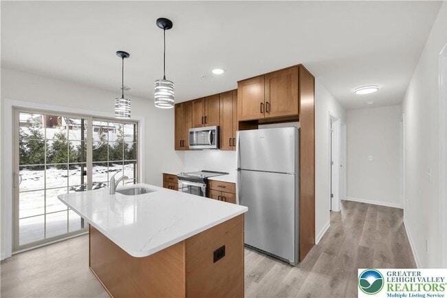 Photo - 1513 Maple St Unit 101