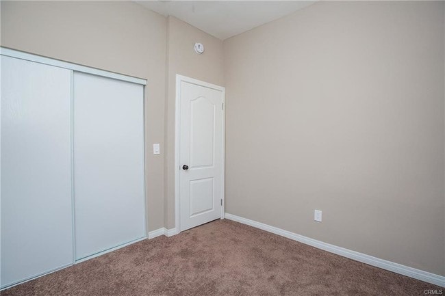 Photo - 712 W 54th St Unidad 712 W. 54th Street