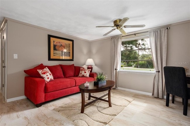 Photo - 860 Bayshore Dr