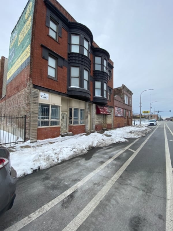 Building Photo - 615 E Pershing Rd Rental