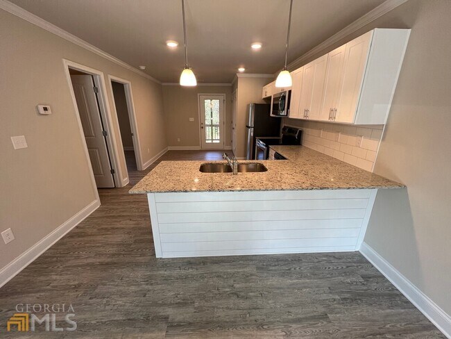 Photo - 250 Holly St