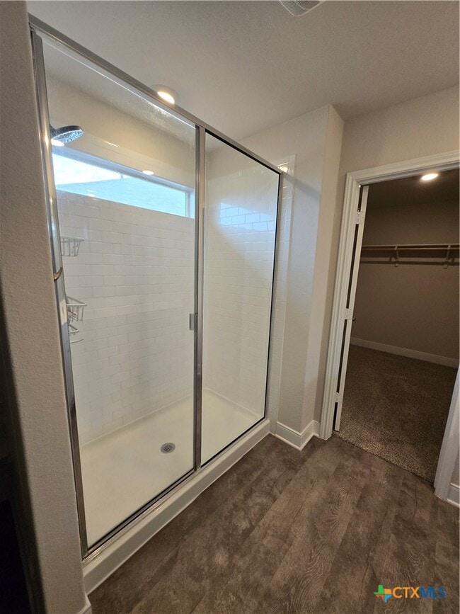 Building Photo - 1420 Parkwood