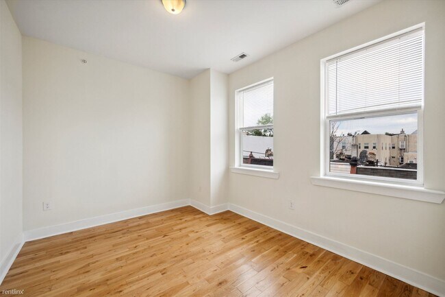 Photo - 3 br, 2 bath Triplex - 2031 N Carlisle St ... Unidad 3