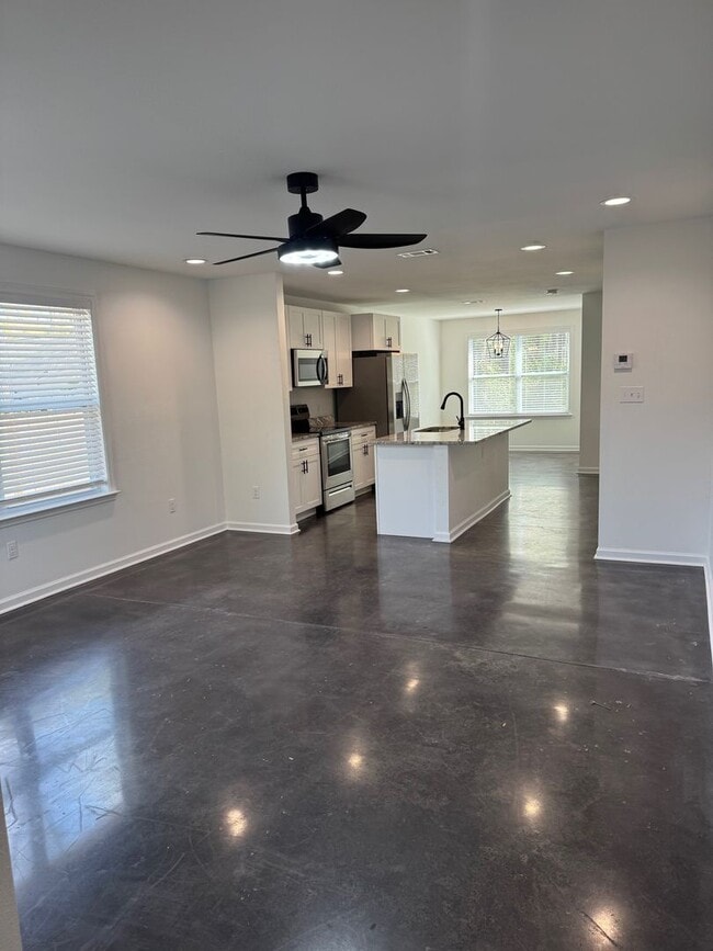 Photo - Attention to Detail Sets this 3/2 Rental Apart in Wakulla