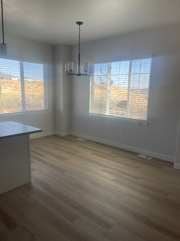 Photo - 894 N Hillcrest Rd