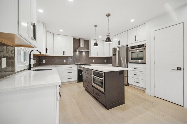 Photo - 134 Hillside Ave