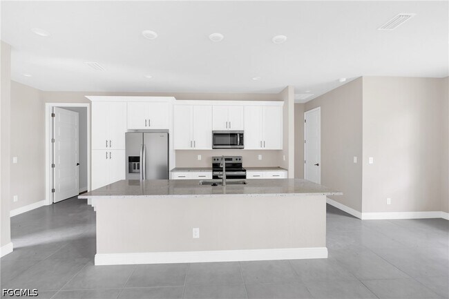 Photo - 208 Clover Ave