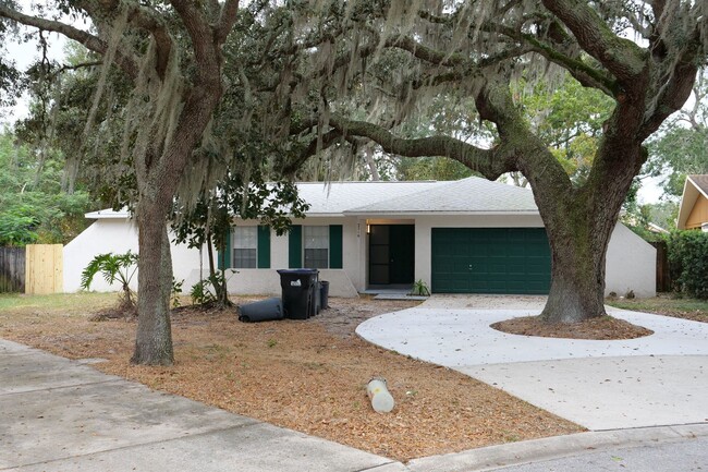 3/2 Cul de sac home near UCF with fenced yard - 3/2 Cul de sac home near UCF with fenced yard