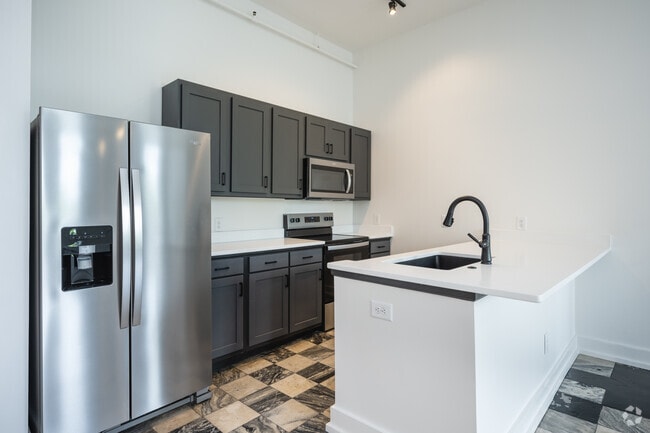 1BR, 1BA - 810SF - E Main Street